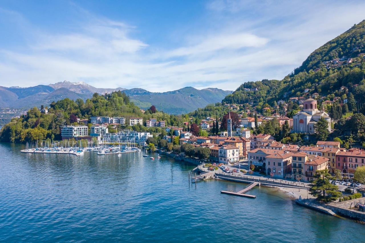 Cedar House Few Minutes From - Happy Holiday home Angera